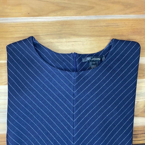 ST JOHN Navy and Silver Mini Ottoman Top Blouse